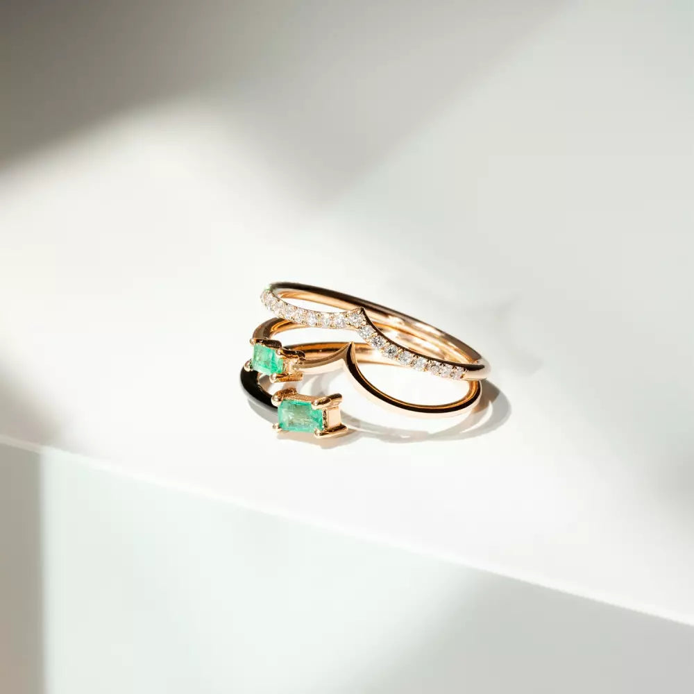 Noctura Zümrüt ve Pırlanta Taşlı Siyah Mineli Yüzük