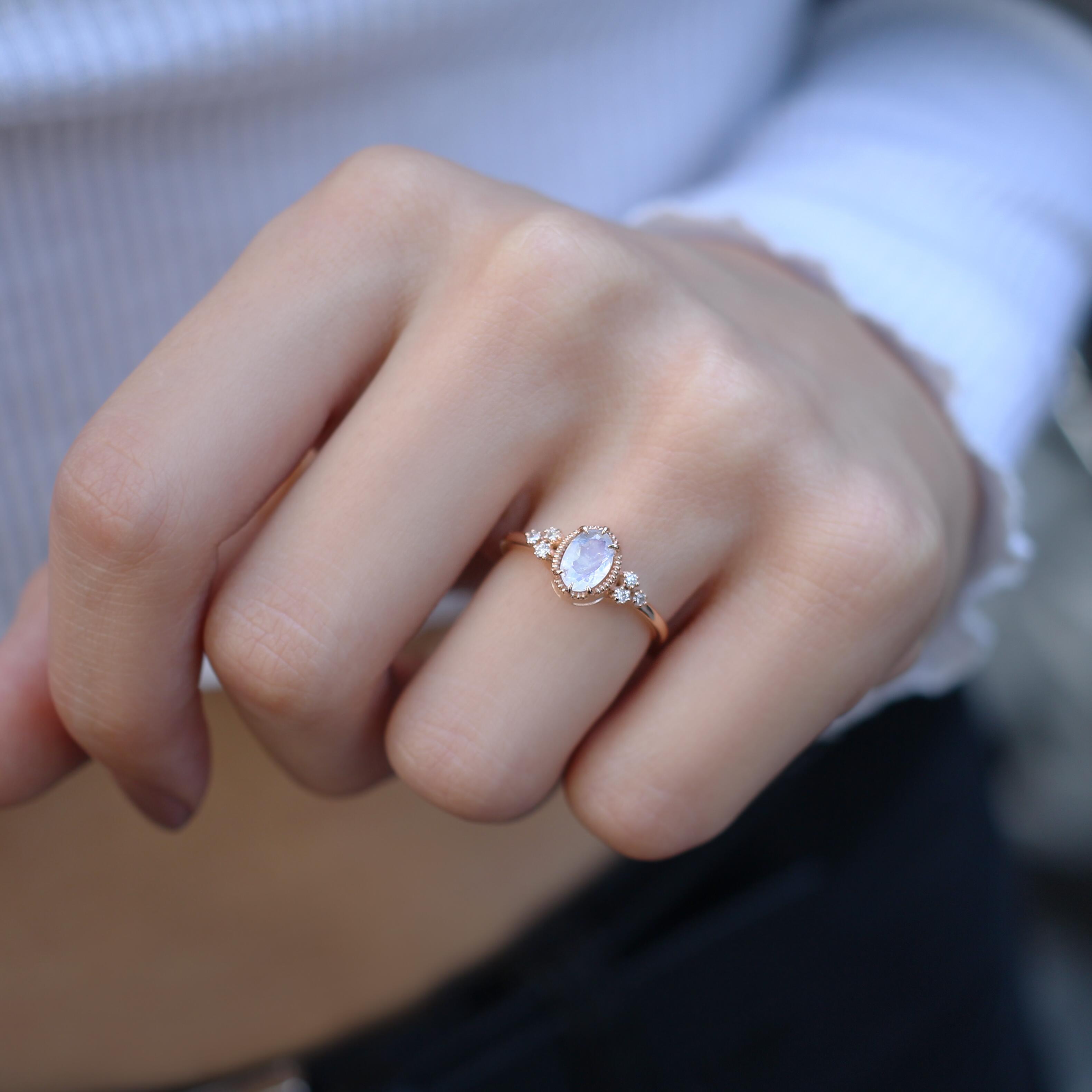 Özel Tasarım Aytaşı & Pırlanta Yüzük