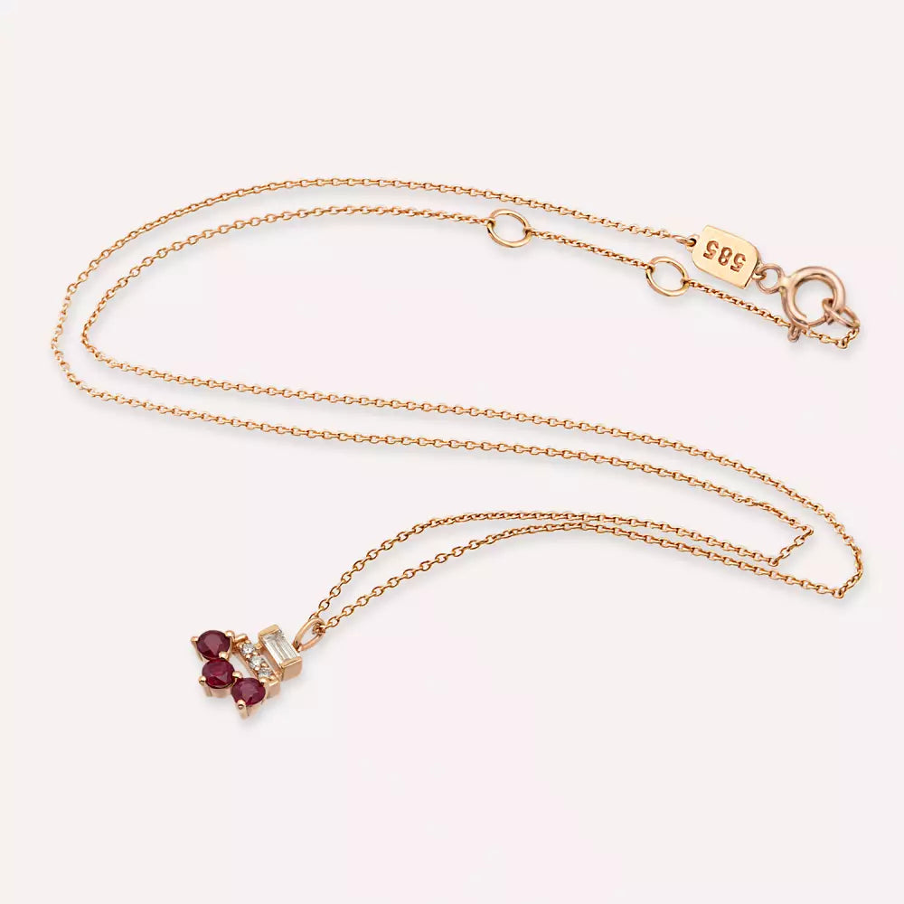 Pathy Baget Kesim Pırlanta ve Yakut Taşlı Rose Altın Kolye