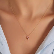 Q Harf 0.12 CT Pırlanta Taşlı Rose Altın Kolye