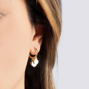 Dangle Round Earrings