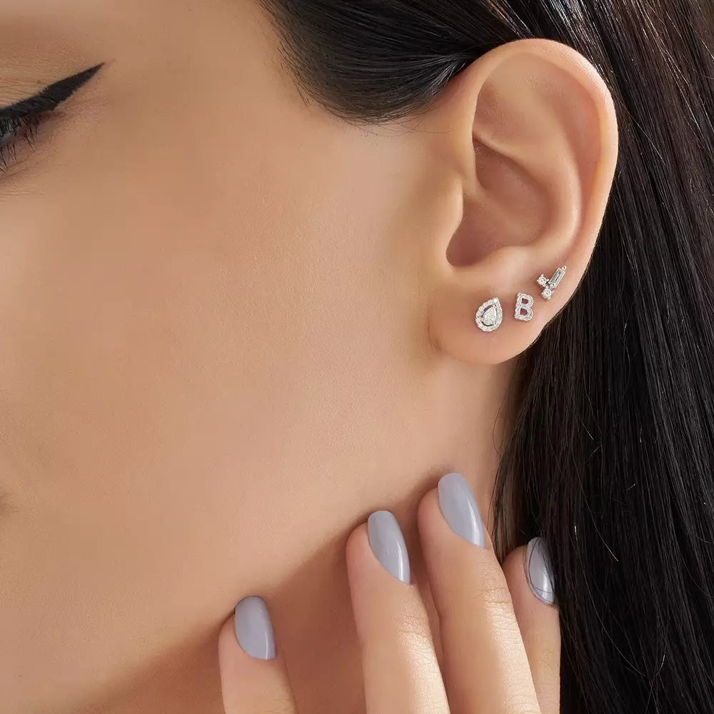 Seed 0.09 CT Baget Pırlanta Taşlı Beyaz Altın Mini Tek Küpe