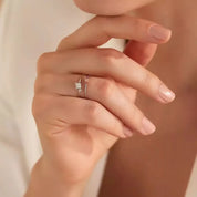 Seed 0.16 CT Baget Pırlanta Taşlı Beyaz Altın Yüzük