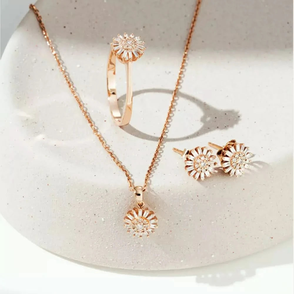 Shiny Baget Kesim Pırlanta Taşlı Rose Altın Küpe