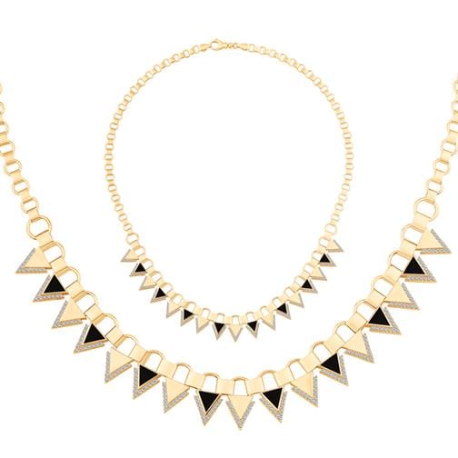 Siyah Mineli Üçgen Kolye