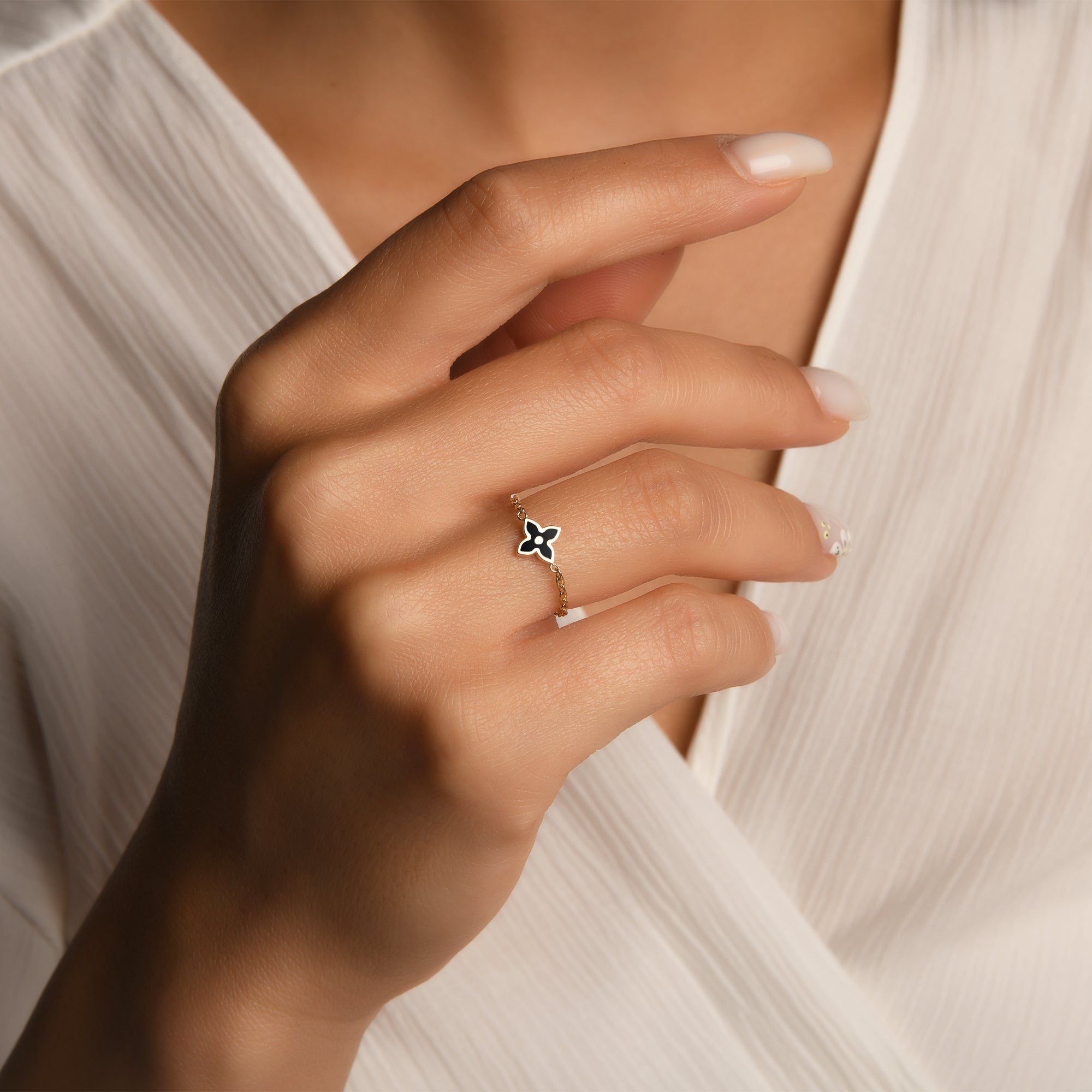 Cherry Mineli Çiçek Ayarlanabilir Zincirli Altın Yüzük (Çift Taraflı Kullanım)