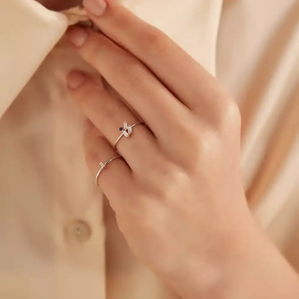 Solo 0.05 CT Baget Pırlanta Taşlı Yüzük