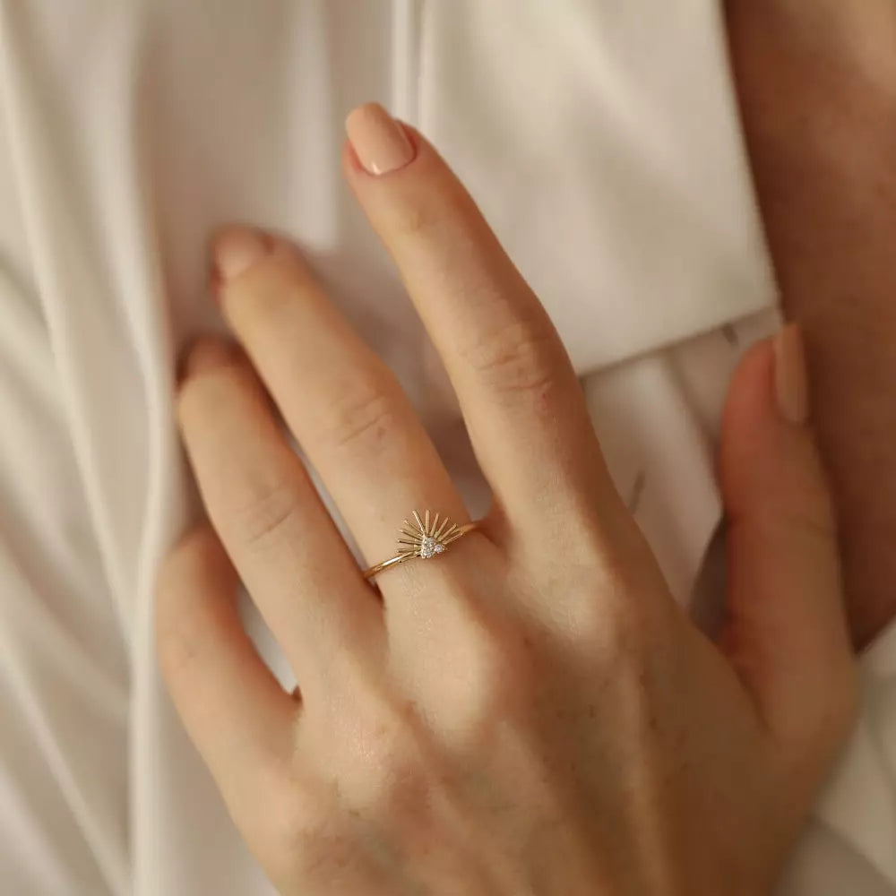 Solis Pırlanta Taşlı Sarı Altın Yüzük