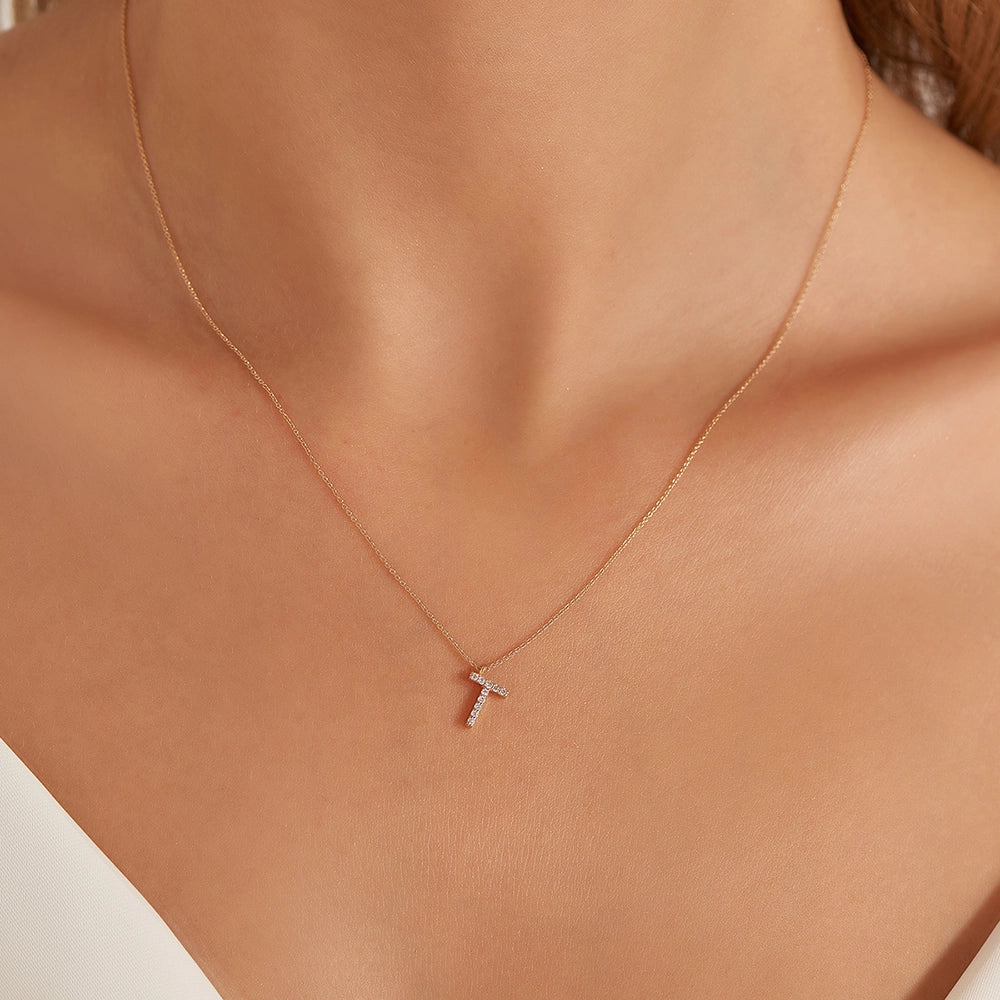 T Harf 0.07 CT Pırlanta Taşlı Rose Altın Kolye