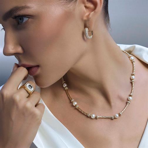 Taşlı Altın Küpe