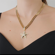 Taşlı Yıldız Charm