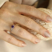 Trine Ametist ve Pırlanta Taşlı Beyaz Altın Yüzük