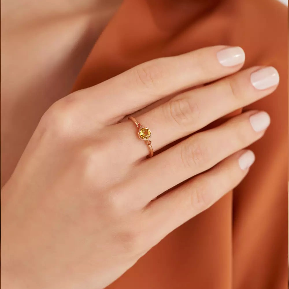 Trine Orange ve Red Safir Taşlı Rose Altın Yüzük