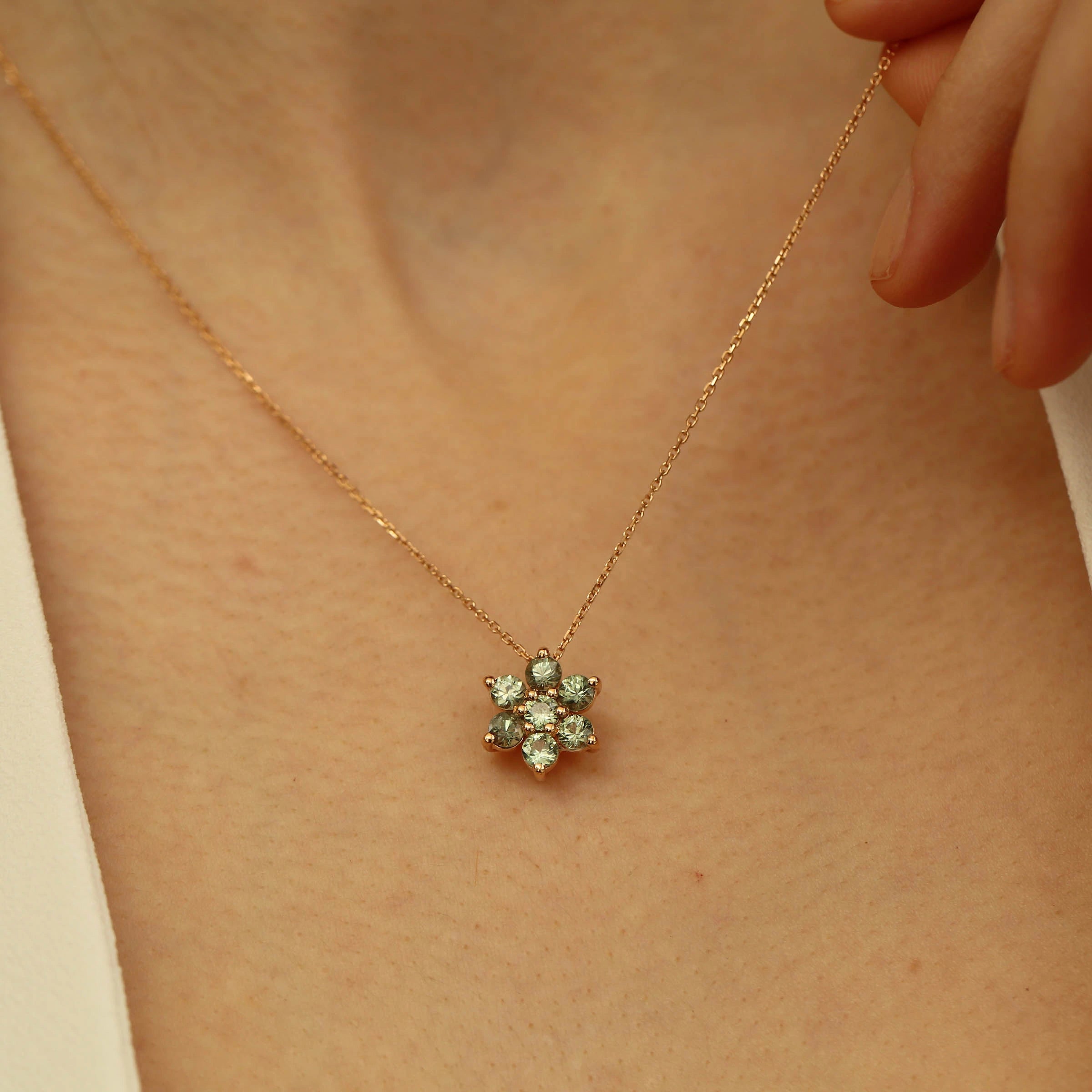 tutty-1-64-ct-green-safir-tasli-rose-altin-kolye-178927.jpg