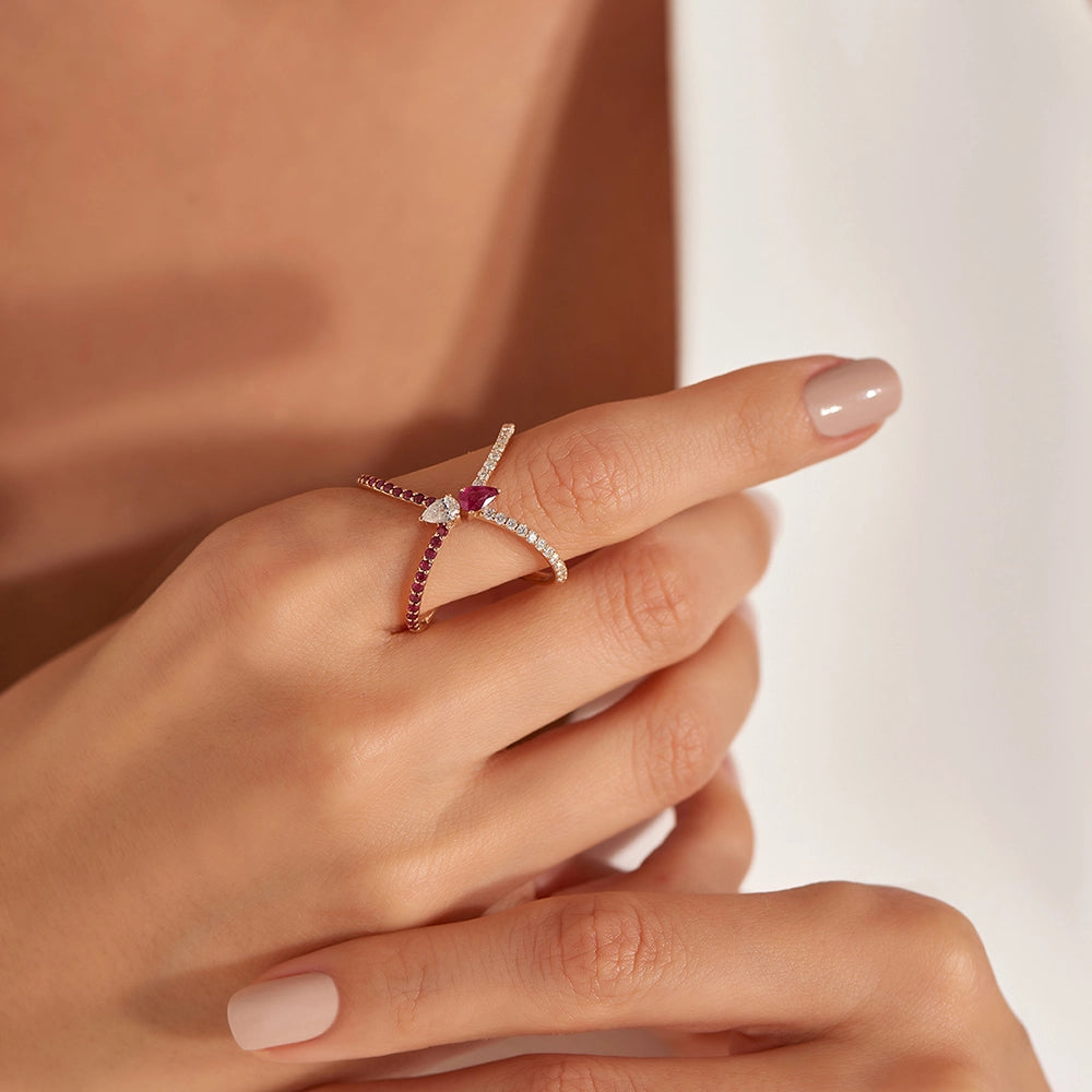 Twotino 1.08 CT Yakut ve Pırlanta Taşlı Rose Altın Yüzük