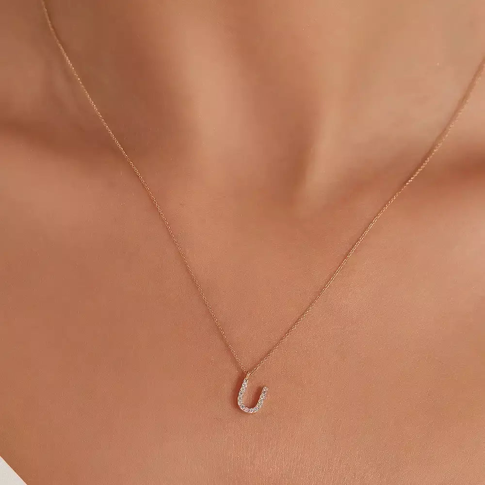 U Harf 0.10 CT Pırlanta Taşlı Rose Altın Kolye
