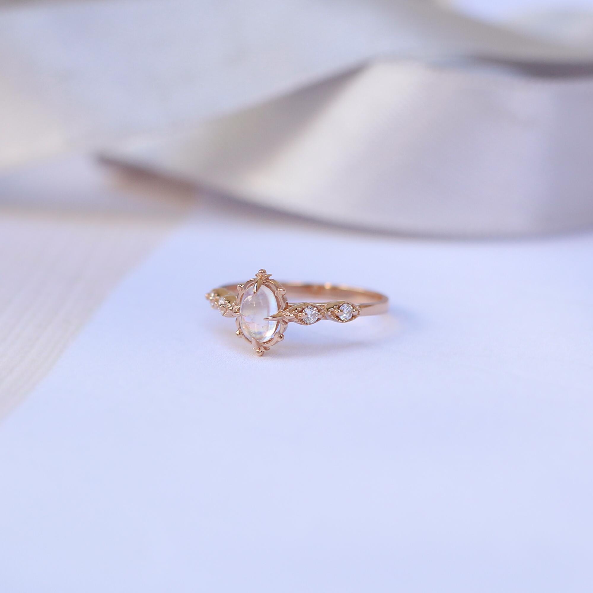 Vintage Aria Aytaşı & Pırlanta Yüzük