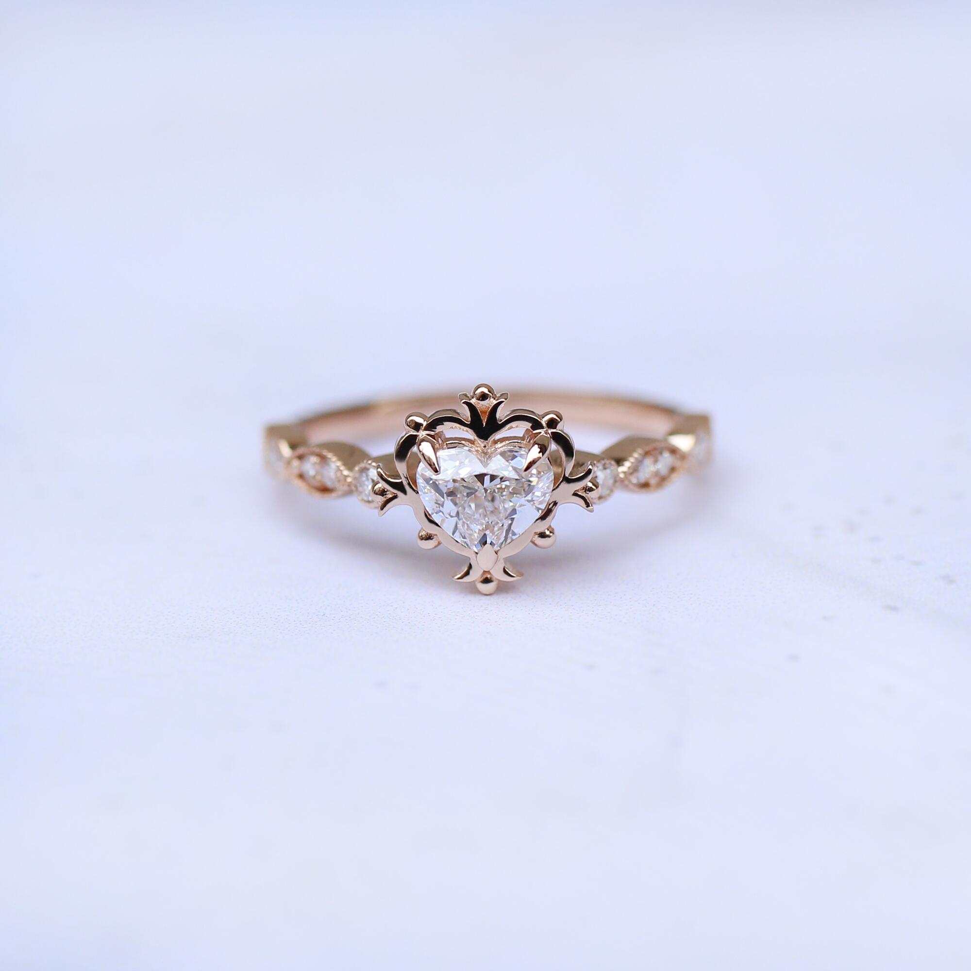 0.65 CT Vintage Aria Kalp Tasarım Pırlanta Yüzük