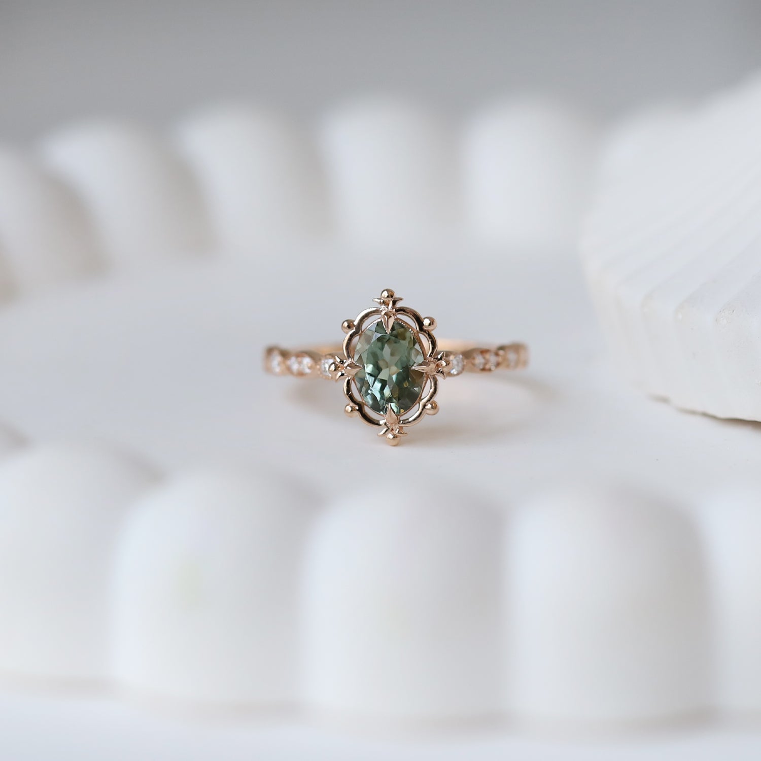 Vintage Aria Yeşil Turmalin & Pırlanta Yüzük