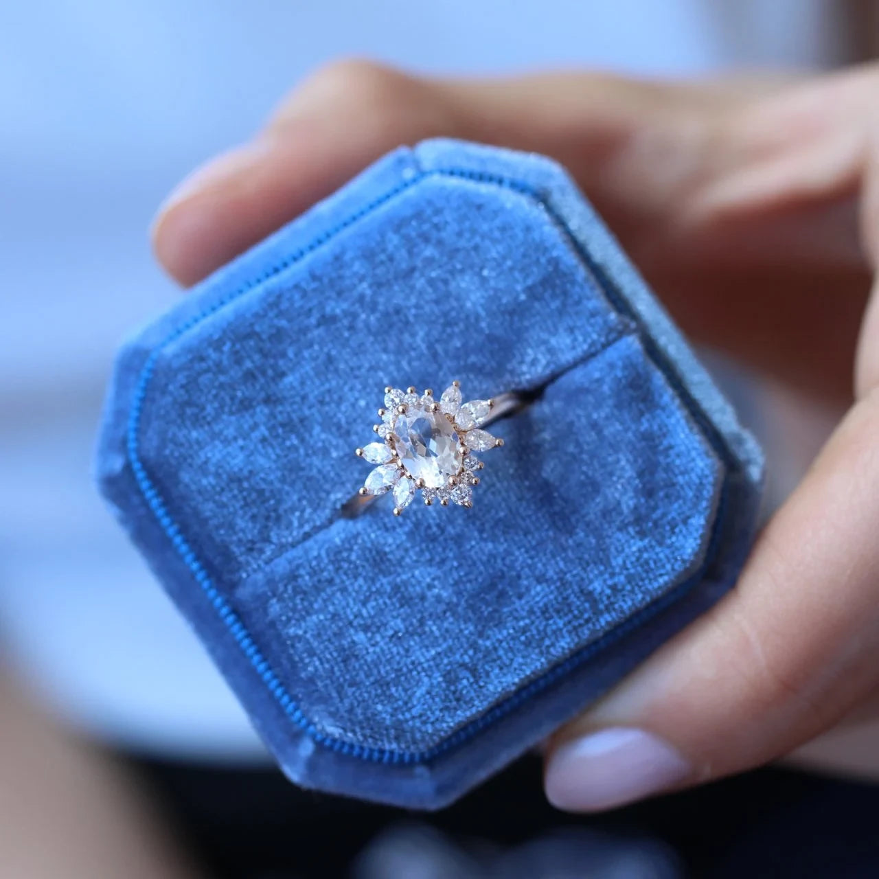 Vintage Artemis Beyaz Topaz & Pırlanta Yüzük