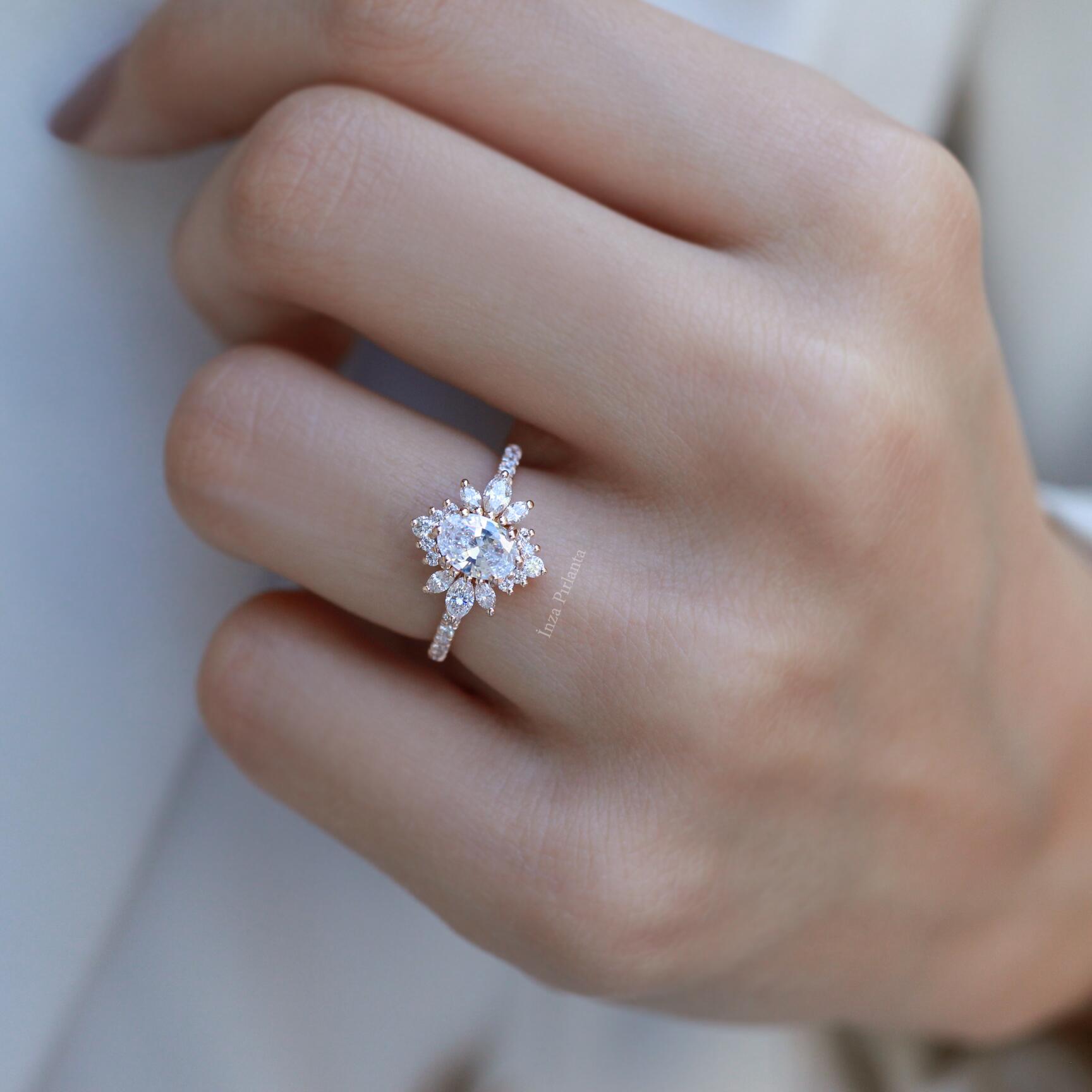 Vintage Artemis Beyaz Topaz & Pırlanta Yüzük