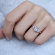 Vintage Lotus Beyaz Topaz & Pırlanta Yüzük