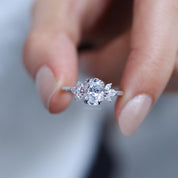 Vintage Lotus Beyaz Topaz & Pırlanta Yüzük