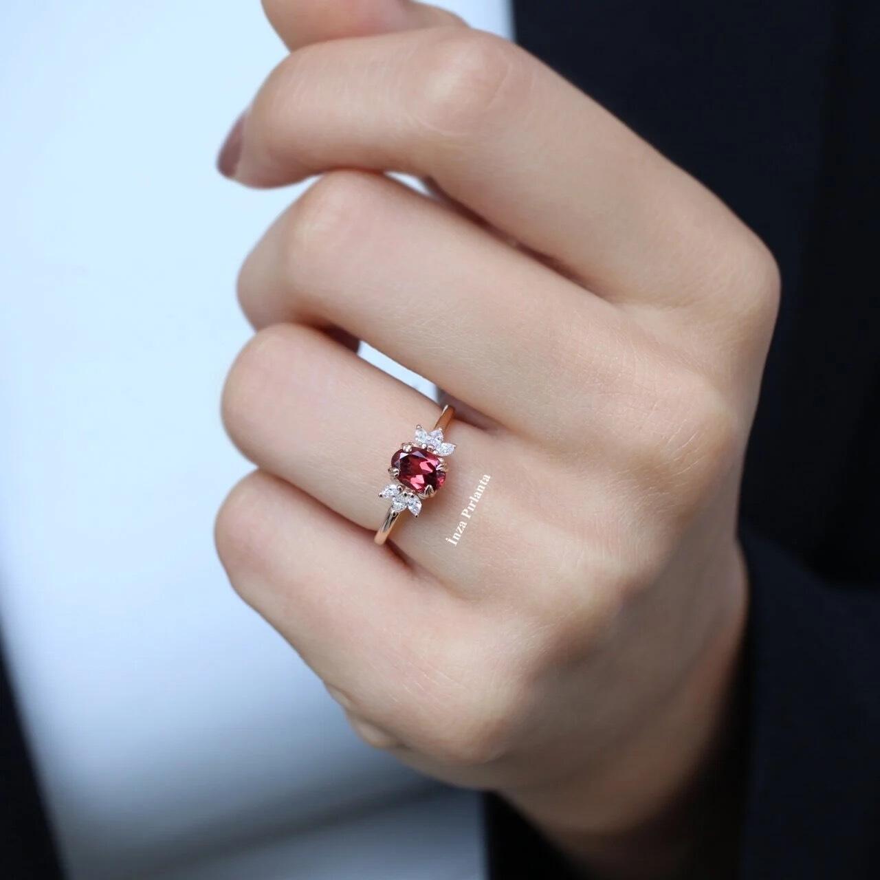 Vintage Mini Lotus Turmalin & Pırlanta Yüzük