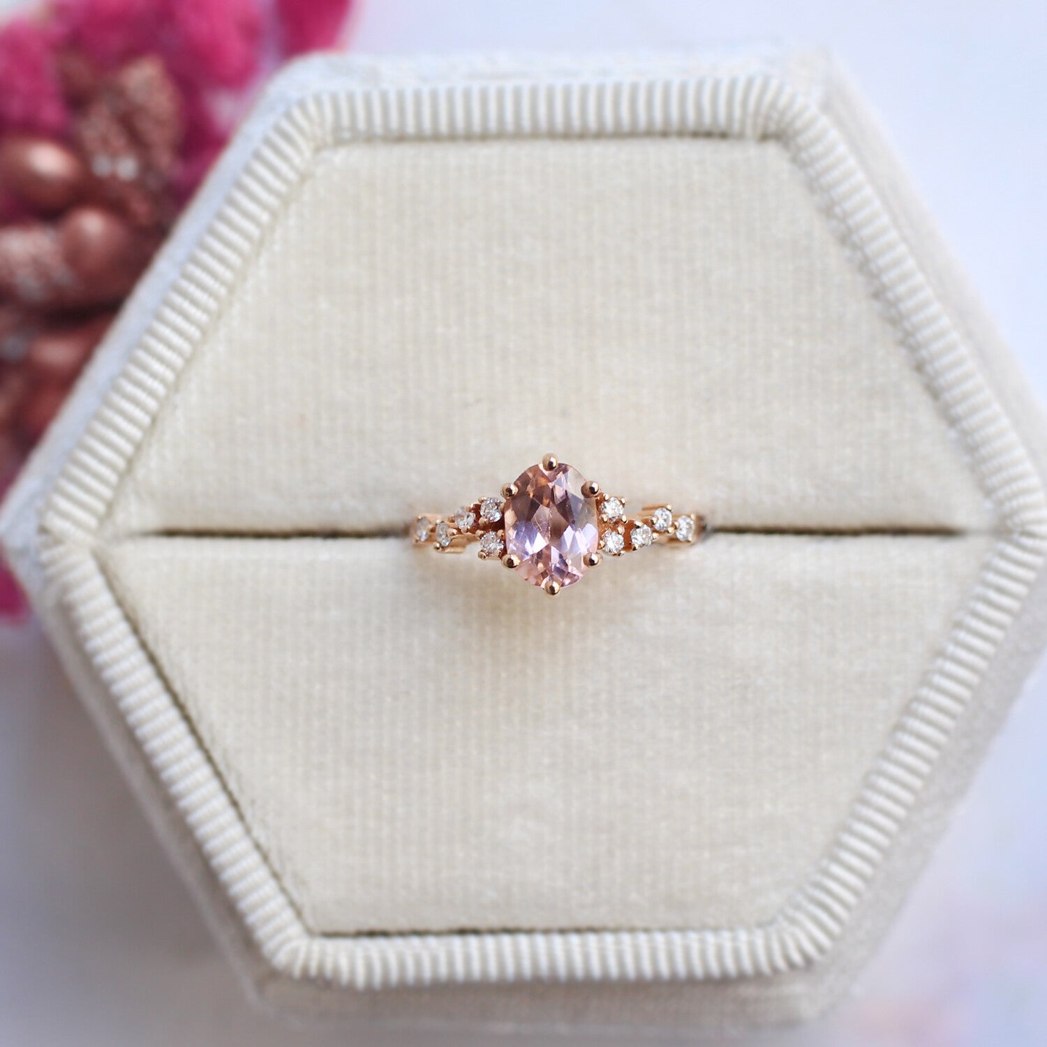 Vintage Özel Tasarım Asimetri Pırlanta & Morganite Yüzük