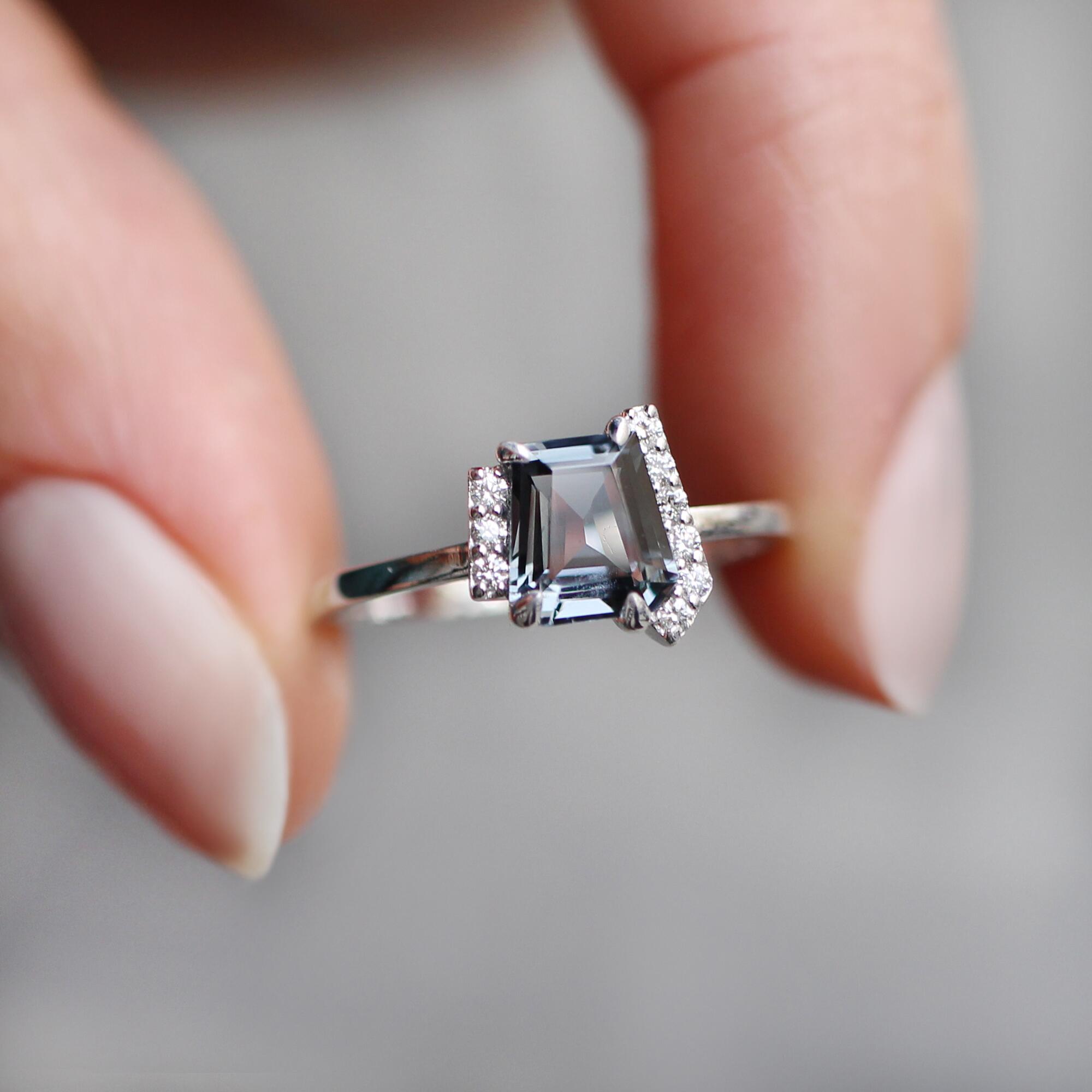 Vintage Özel Tasarım Spinel & Pırlanta Yüzük