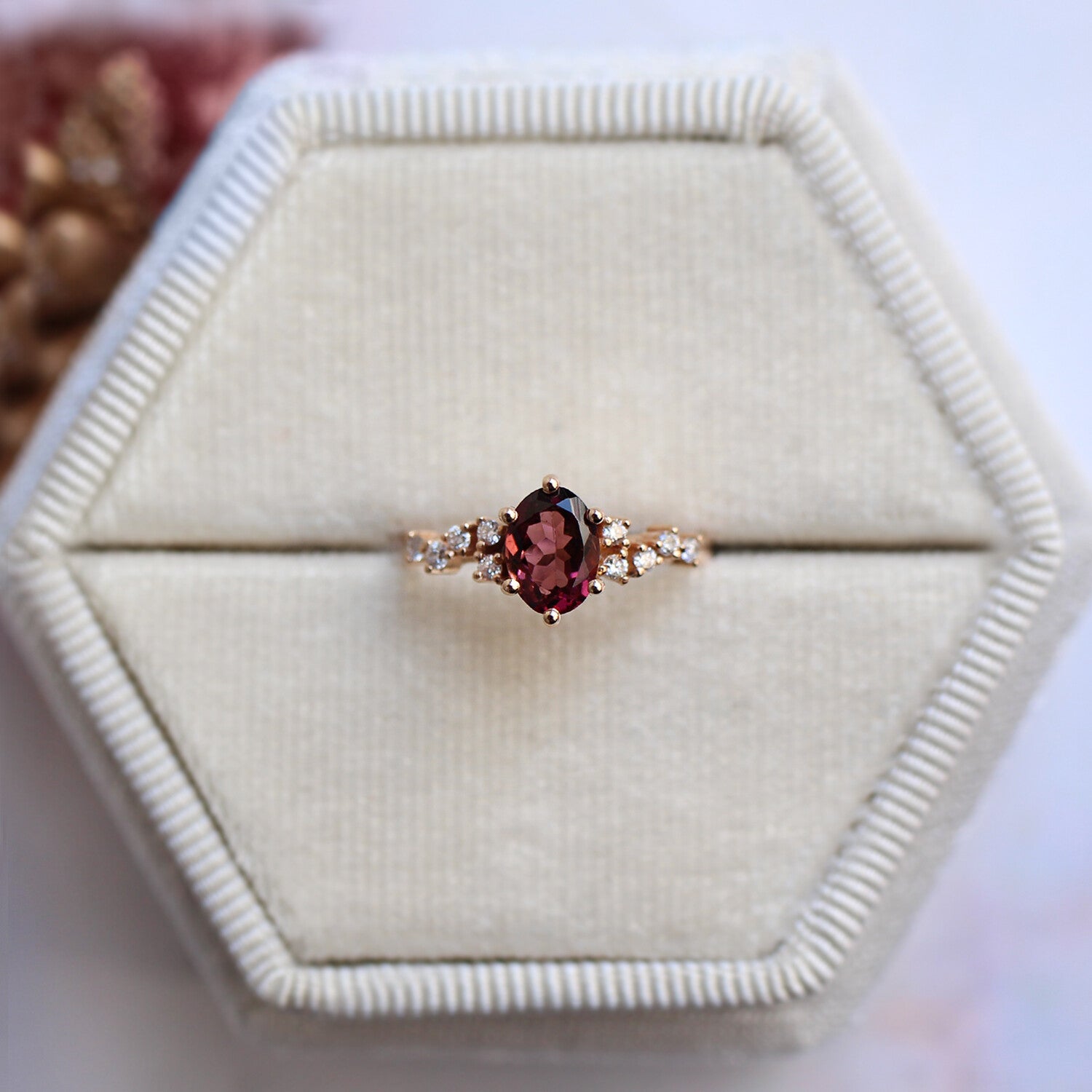 Vintage Tasarım Asimetri Pırlanta & Turmalin Yüzük