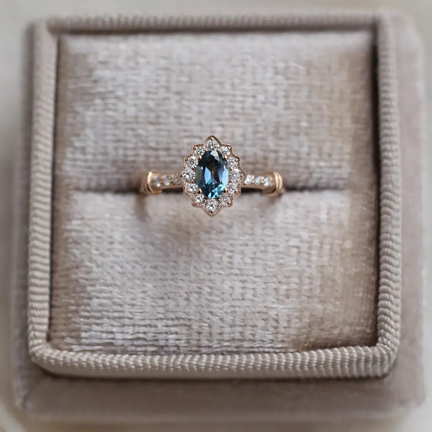 Vintage Venice London Blue & Pırlanta Yüzük